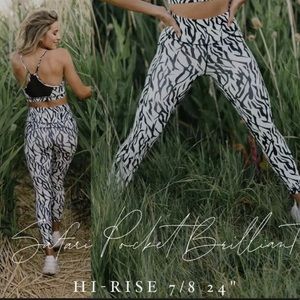 ZYIA Safari Pocket Brilliant Leggings